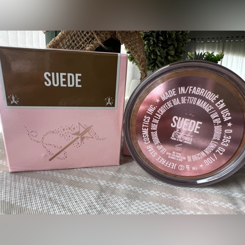 🌸4/$25 Jeffree Star Magic Star Luminous Setting Powder-Suede